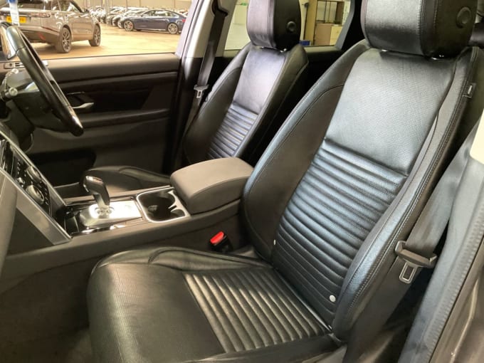 2025 Land Rover Discovery Sport