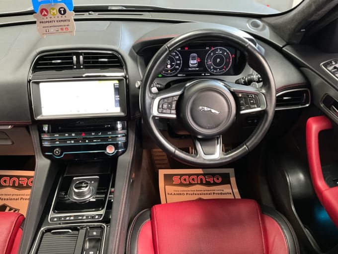 2025 Jaguar F-pace