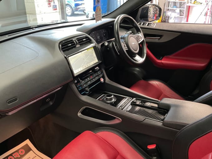 2025 Jaguar F-pace
