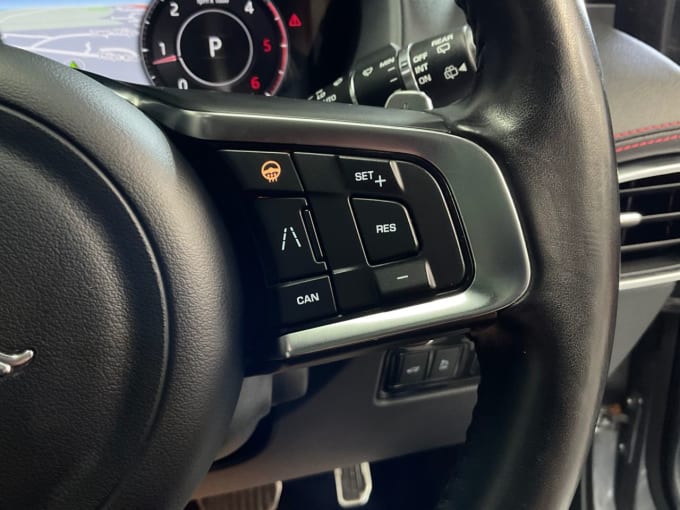 2025 Jaguar F-pace