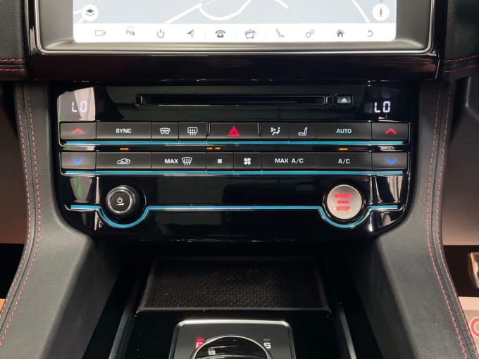 2025 Jaguar F-pace