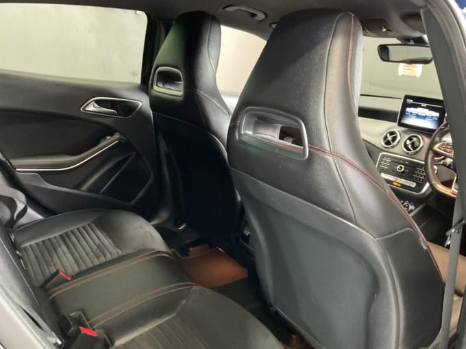 2025 Mercedes-benz 180
