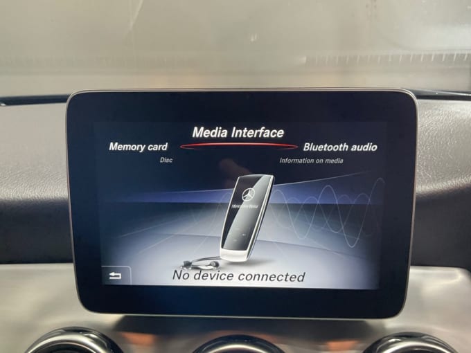 2025 Mercedes-benz 180
