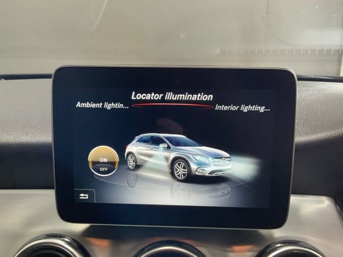 2025 Mercedes-benz 180