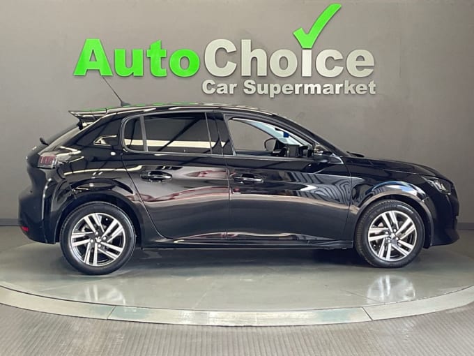 2025 Peugeot 208