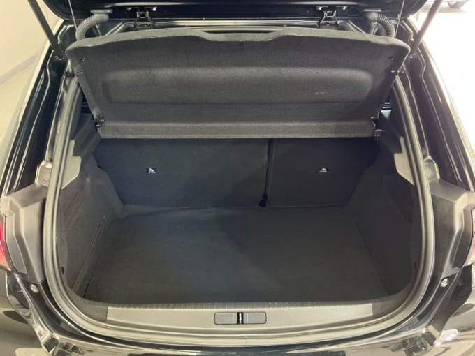 2025 Peugeot 208