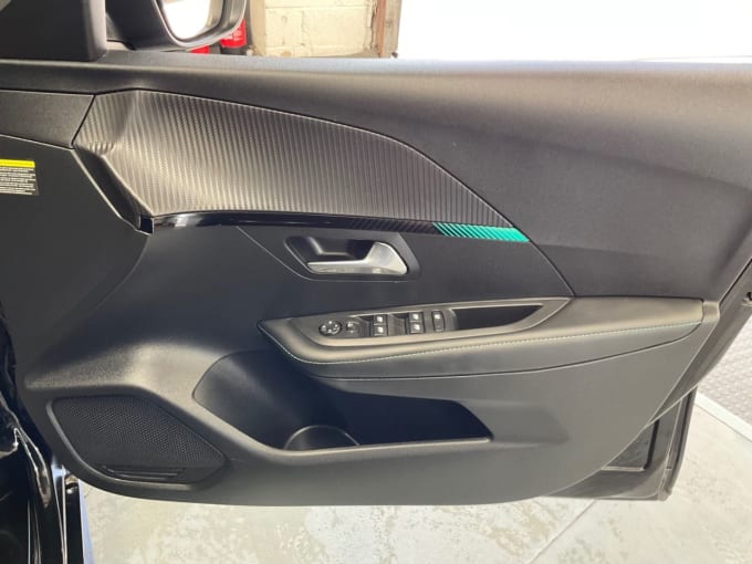 2025 Peugeot 208