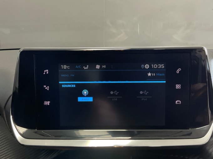2025 Peugeot 208