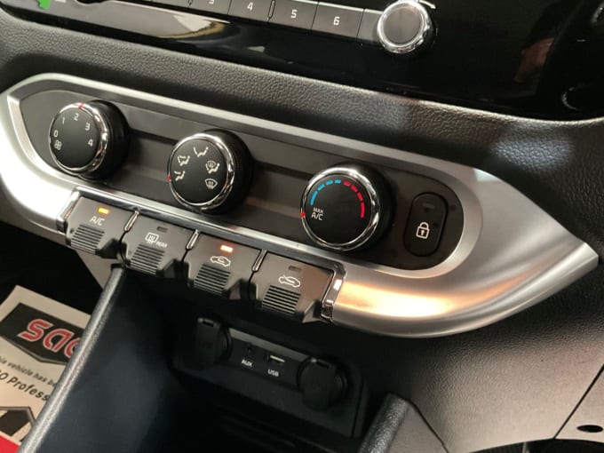 2025 Kia Rio
