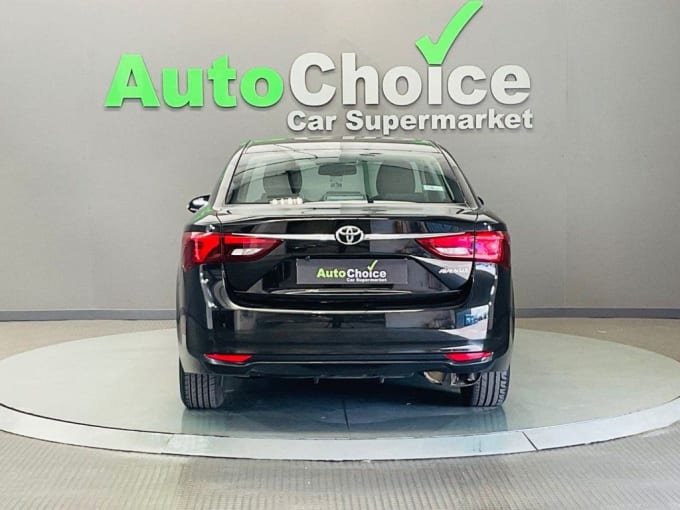 2025 Toyota Avensis