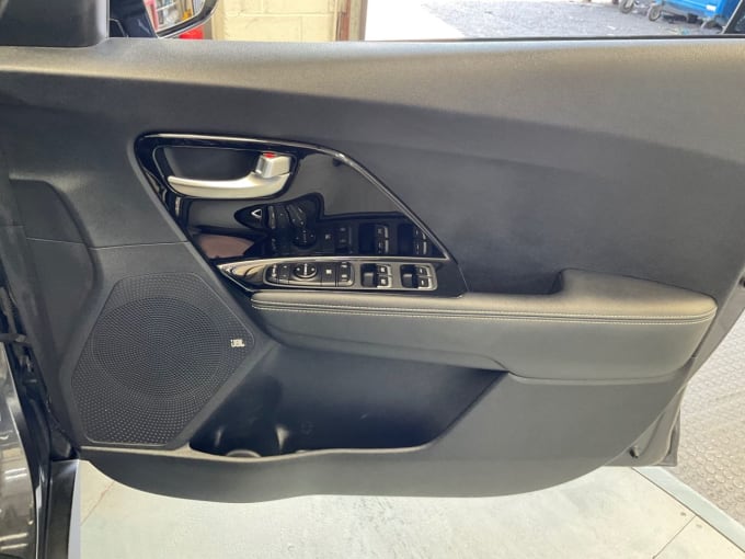 2025 Kia Niro