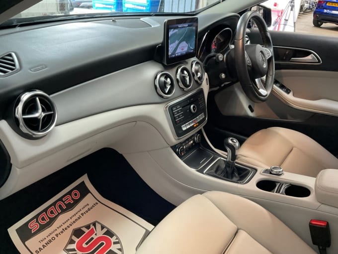 2025 Mercedes-benz 180