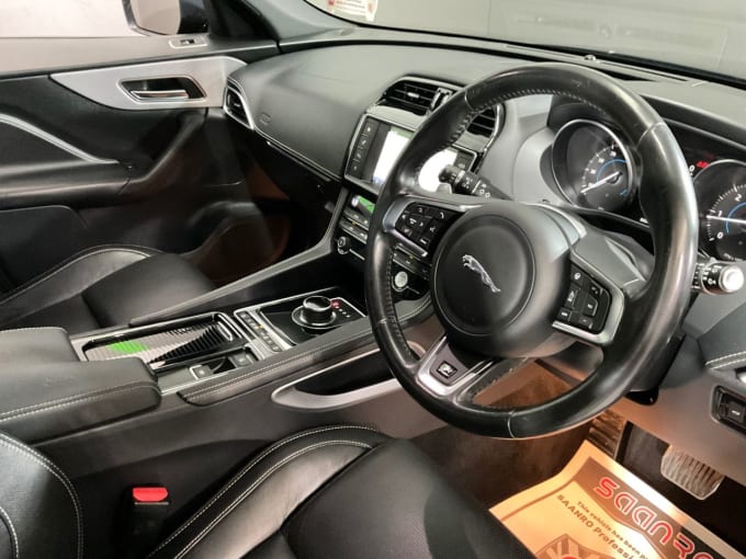 2025 Jaguar F-pace