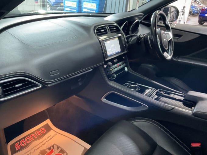 2025 Jaguar F-pace