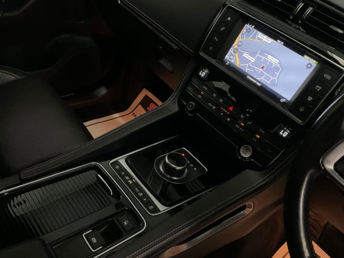 2025 Jaguar F-pace