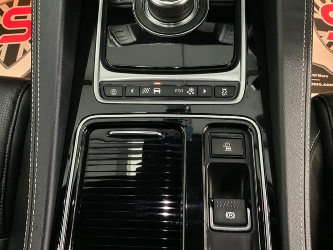 2025 Jaguar F-pace