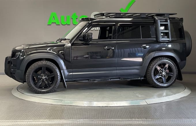 2025 Land Rover Defender