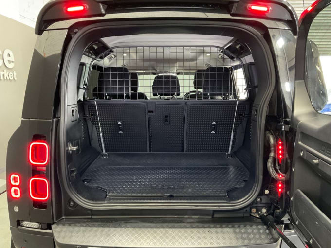 2025 Land Rover Defender