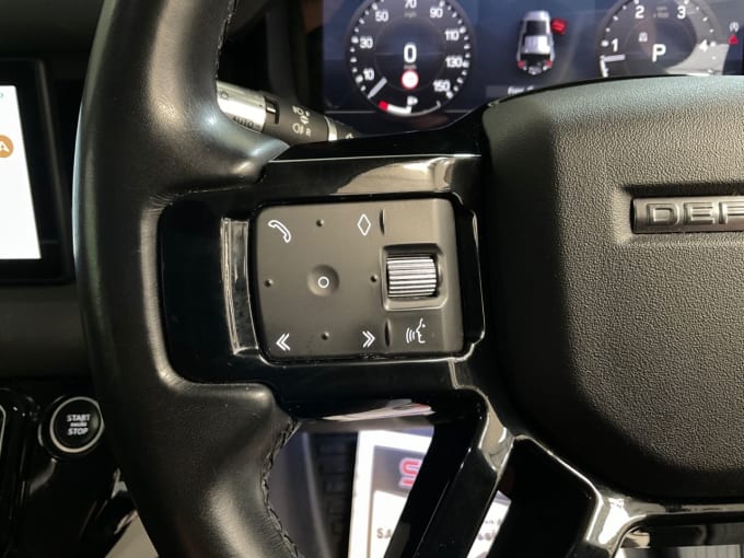 2025 Land Rover Defender