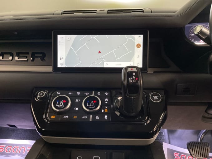 2025 Land Rover Defender
