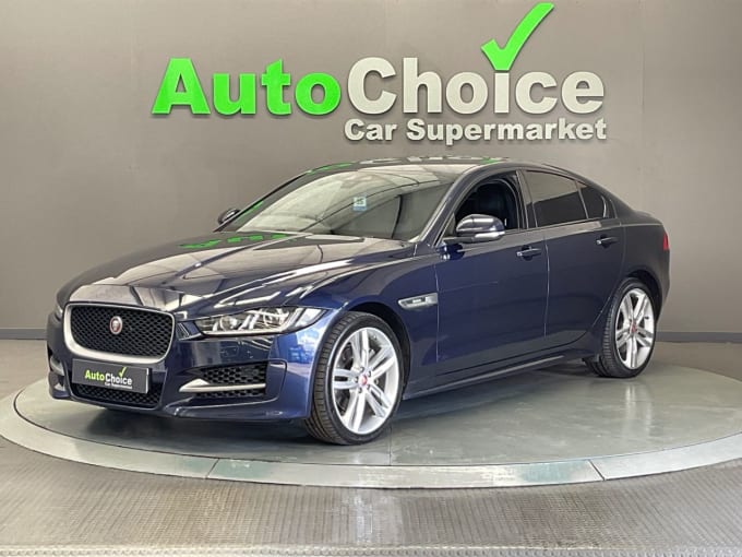 2025 Jaguar Xe