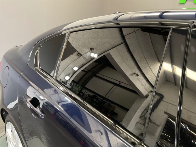 2025 Jaguar Xe