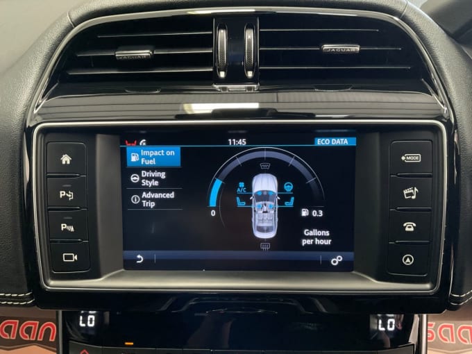 2025 Jaguar Xe