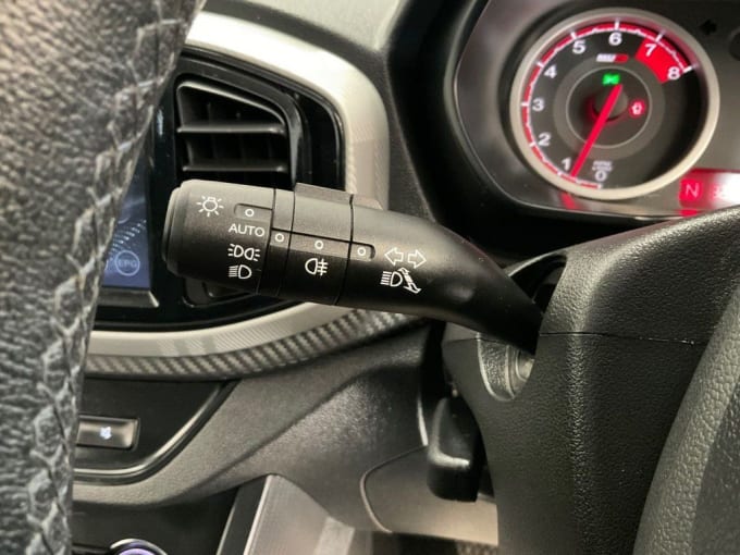 2025 Mg Mg3