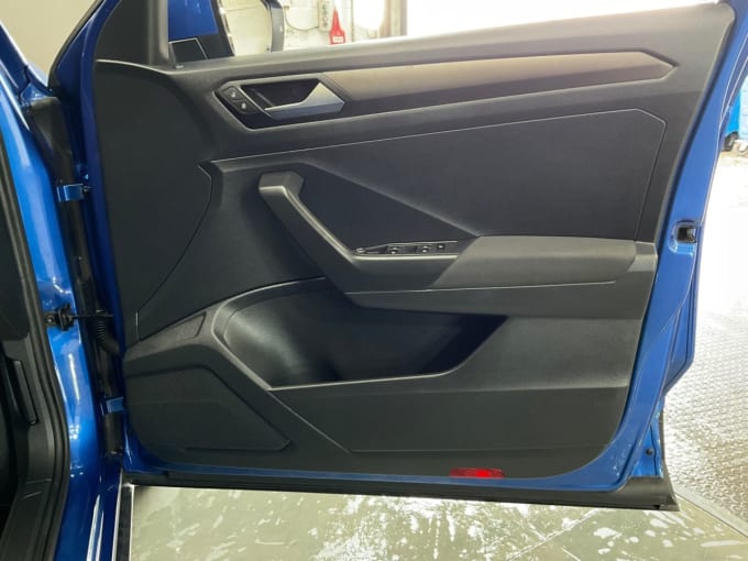 2025 Volkswagen T-roc