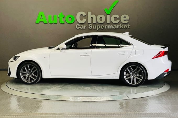 2025 Lexus Is