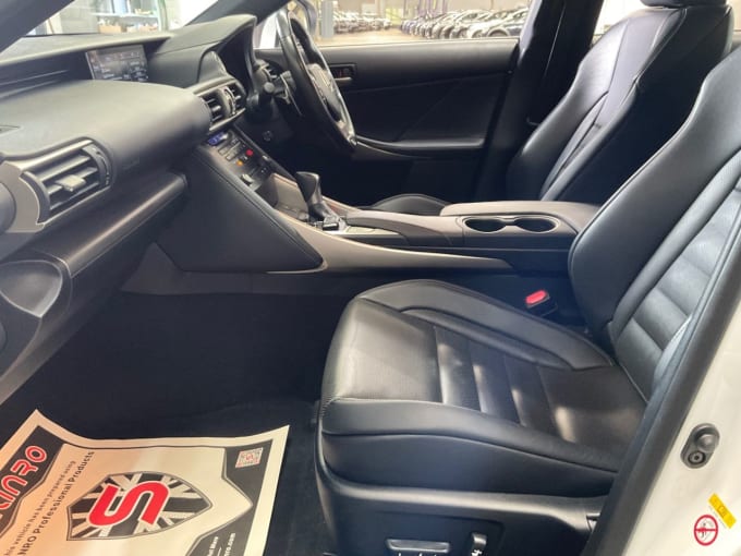 2025 Lexus Is