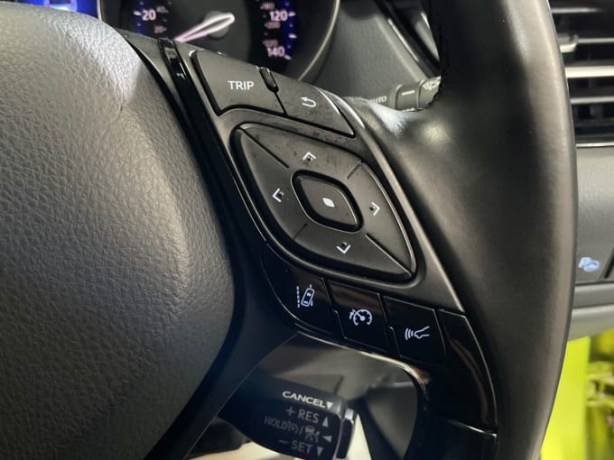 2025 Toyota C-hr