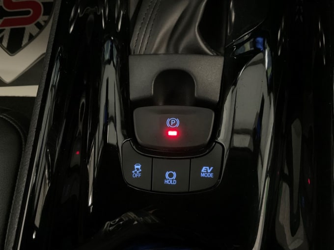 2025 Toyota C-hr