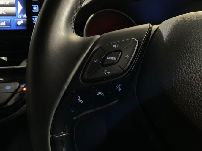 2025 Toyota C-hr