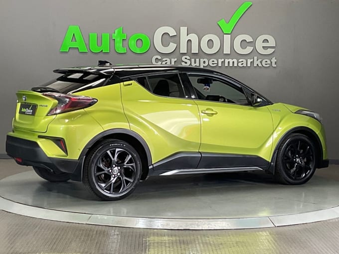 2025 Toyota C-hr