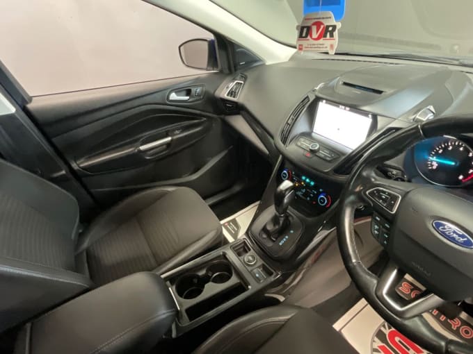 2025 Ford Kuga