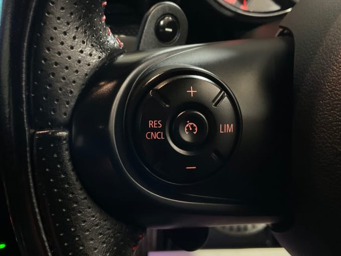 2025 Mini Clubman