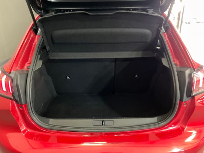 2025 Peugeot 208