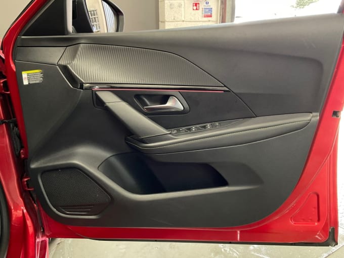 2025 Peugeot 208
