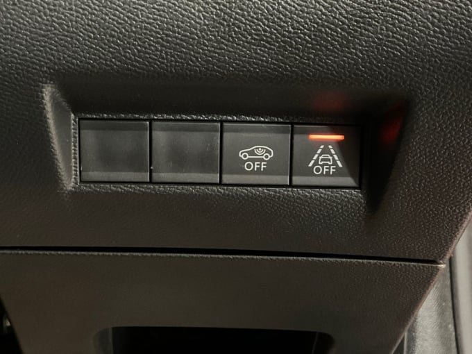 2025 Peugeot 208