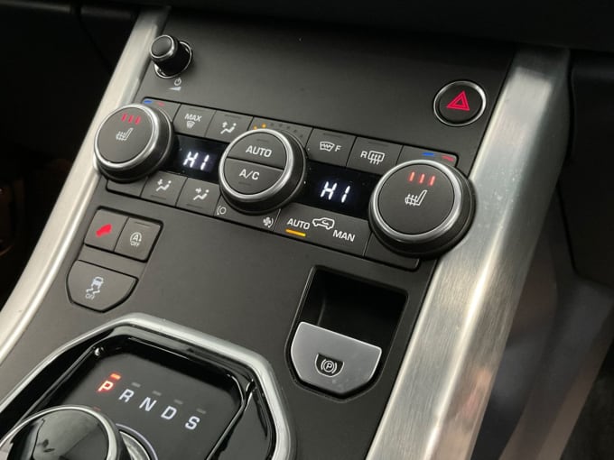 2025 Land Rover Range Rover Evoque