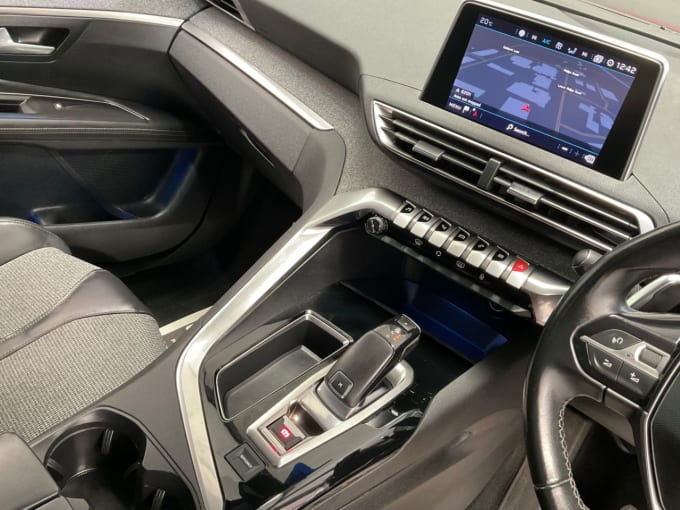 2025 Peugeot 3008