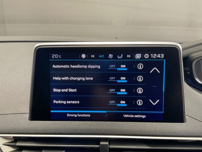 2025 Peugeot 3008
