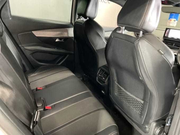 2025 Peugeot 3008