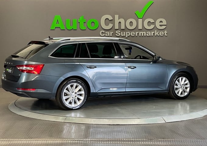 2025 Skoda Superb