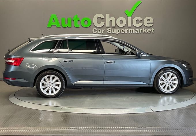 2025 Skoda Superb