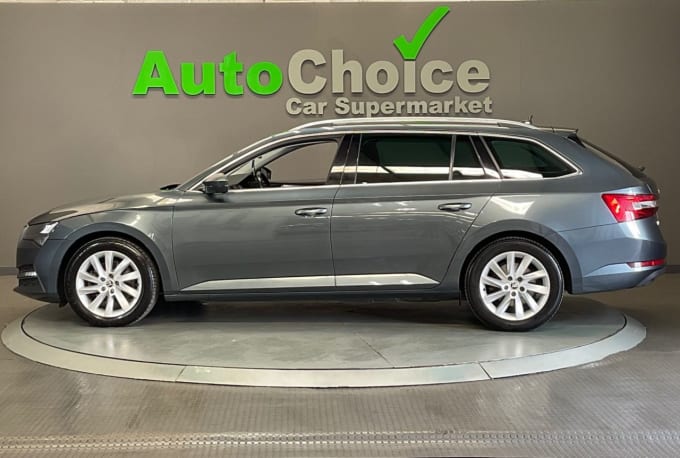2025 Skoda Superb