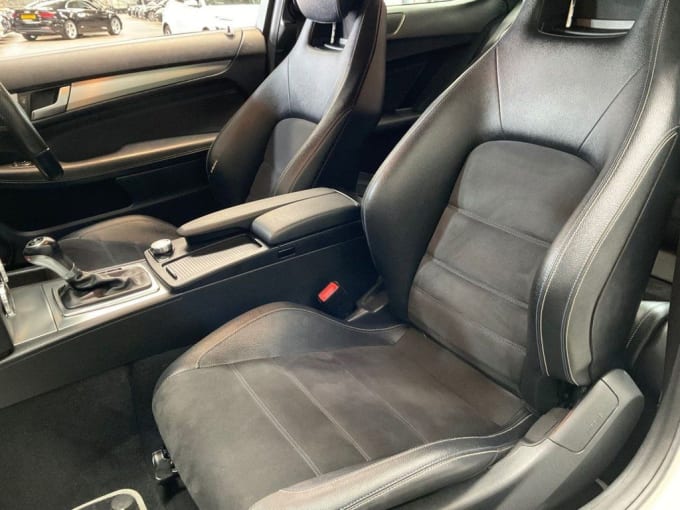 2025 Mercedes-benz C-class