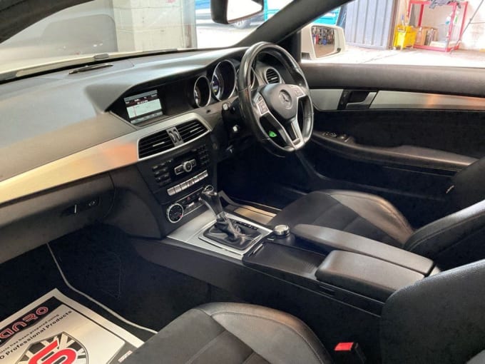 2025 Mercedes-benz C-class