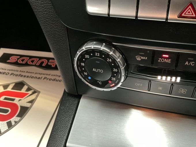 2025 Mercedes-benz C-class